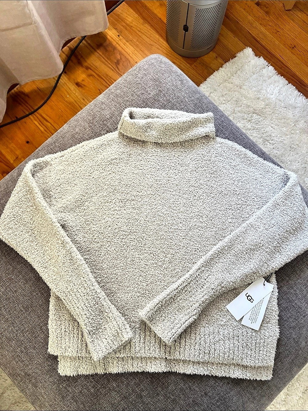 UGG Boucle Cowl Neck Sweater in Cream Size XS NWT
